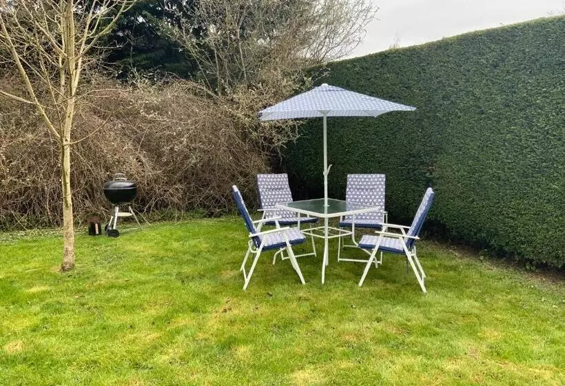 Majatalo Stable Lodge At Bledington Mill