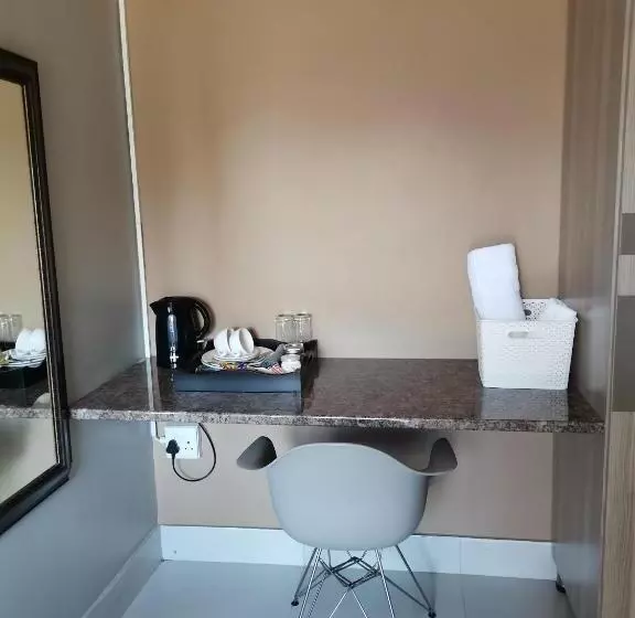 Majatalo Village Kulture   Guest House