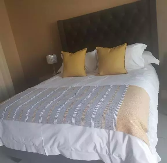 Majatalo Village Kulture   Guest House