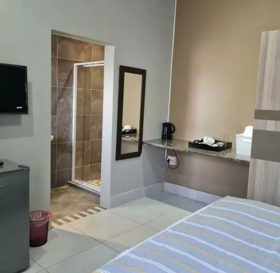 Majatalo Village Kulture   Guest House