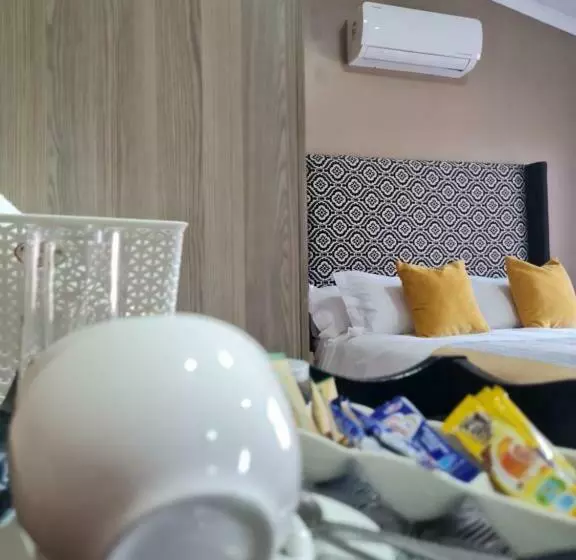 Majatalo Village Kulture   Guest House