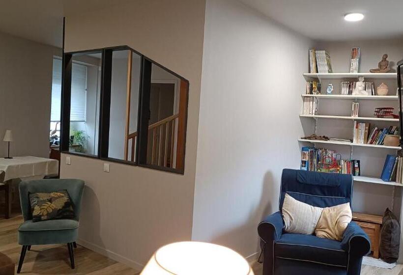 مبيت وإفطار Chambre Maison De Ville Dans La Cité Des Trois Vallées