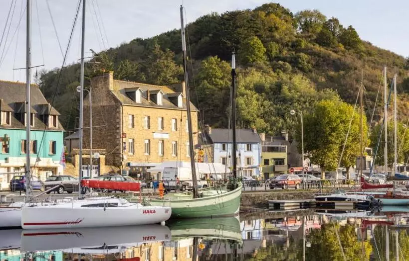 تختخواب و صبحانه Chambre Maison De Ville Dans La Cité Des Trois Vallées