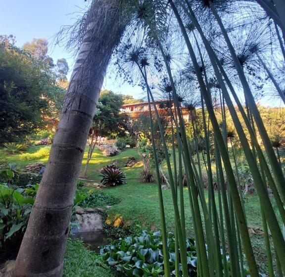 Bed and Breakfast Hospedaria Aikó