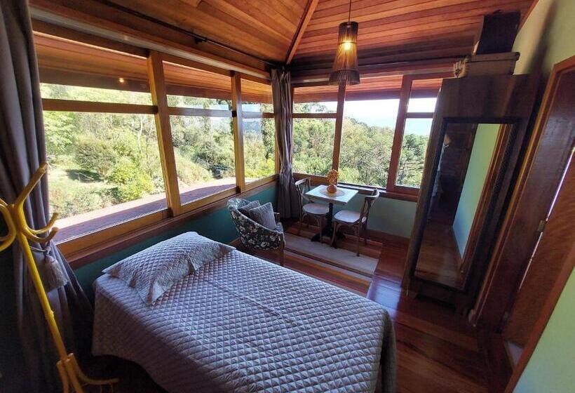 Bed and Breakfast Hospedaria Aikó