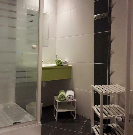 تختخواب و صبحانه Le Clos Marie