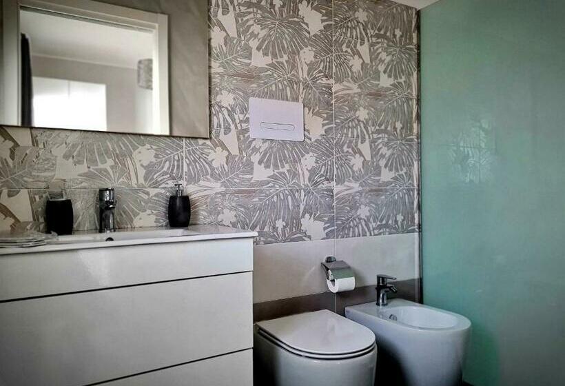 تختخواب و صبحانه Scrusciu Home