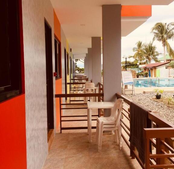 Cerca Parola Beach Resort