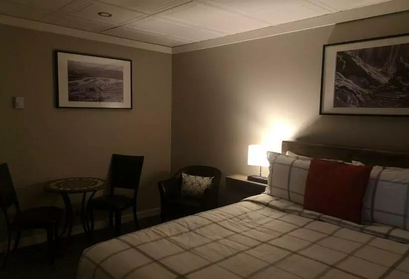 The Cache Hotel And Lodgings