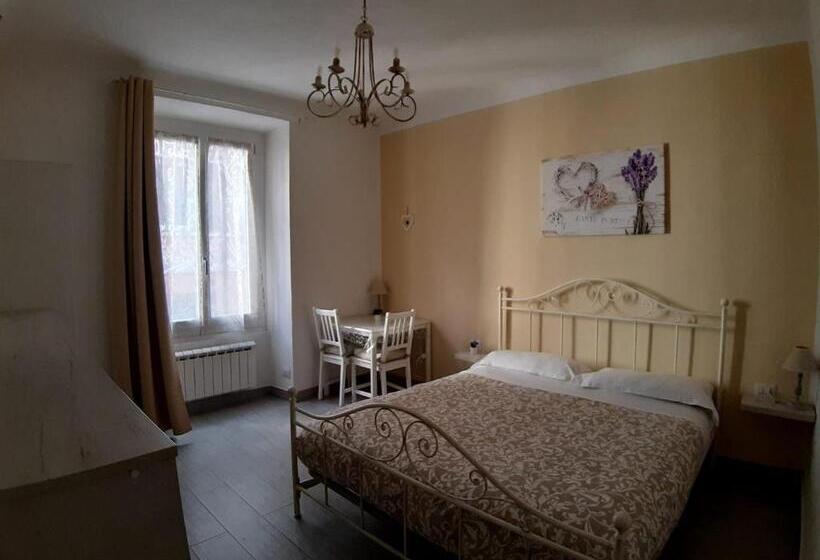 Bed and Breakfast A Due Passi Da