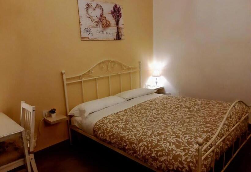 Bed and Breakfast A Due Passi Da