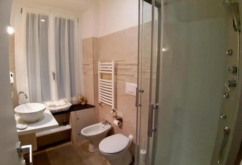 Bed and Breakfast A Due Passi Da