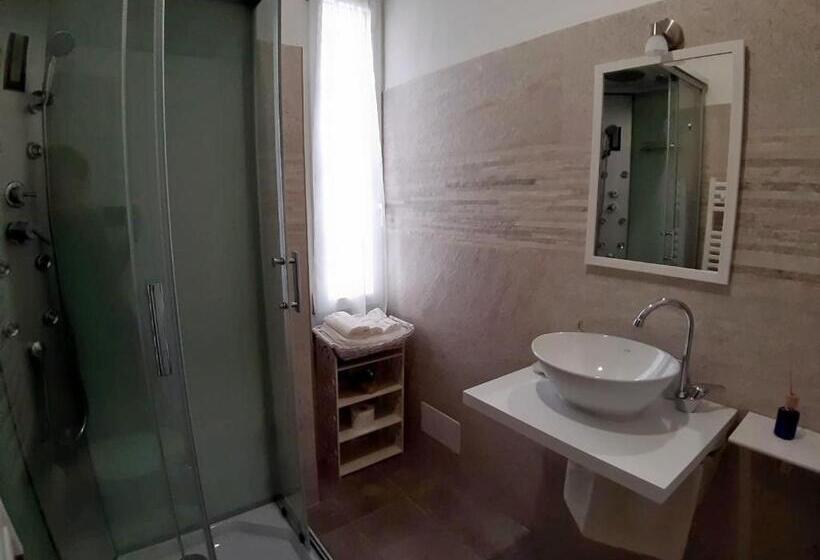 Bed and Breakfast A Due Passi Da