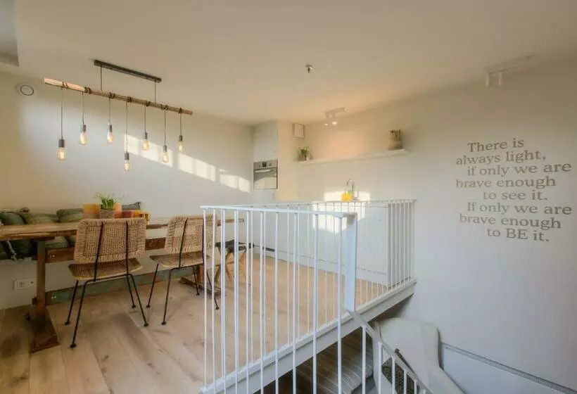 Aamiaismajoitus (B&B) Logie Marie With Hottub In The Garden