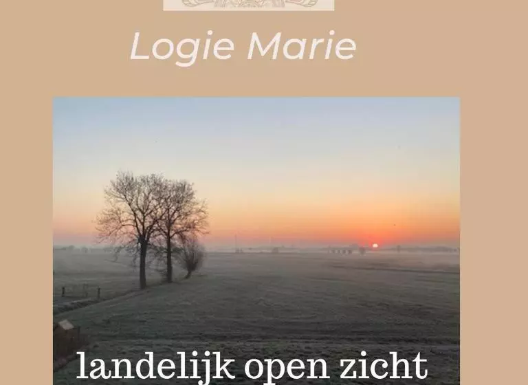 Aamiaismajoitus (B&B) Logie Marie With Hottub In The Garden