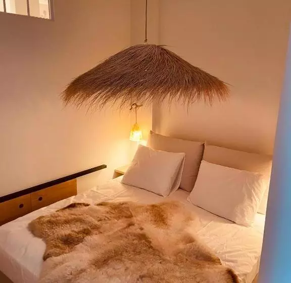 Aamiaismajoitus (B&B) Logie Marie With Hottub In The Garden