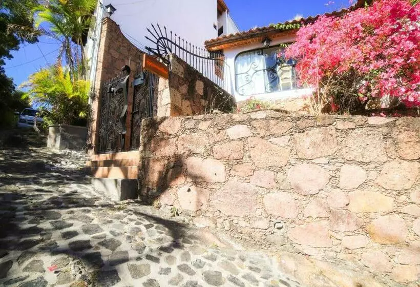 ホテル Casa De Las Cruces Taxco