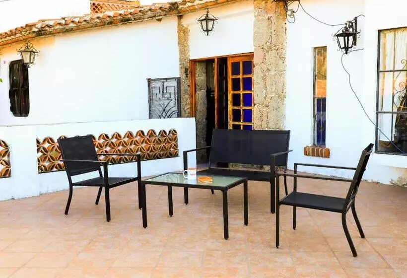 ホテル Casa De Las Cruces Taxco