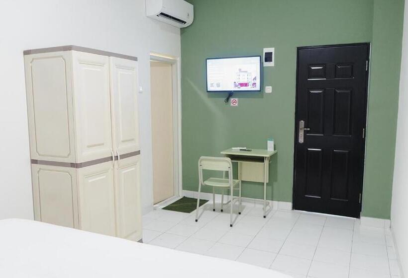 Hotel Social Hub By Twospaces