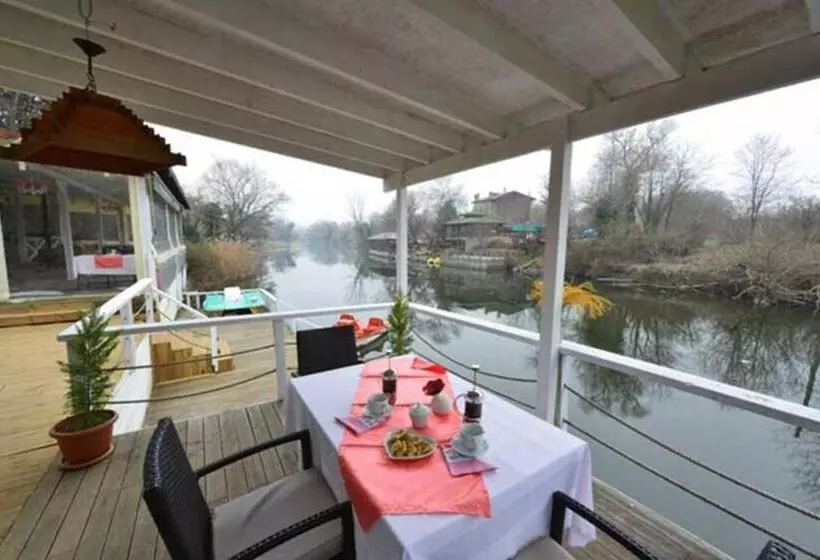 Hotelli Treetops Park