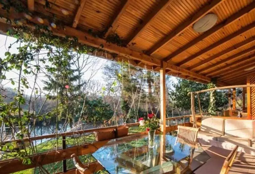 Hotelli Treetops Park