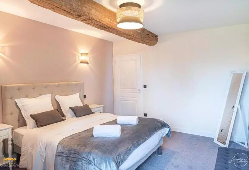 ペンション Château D Hermival