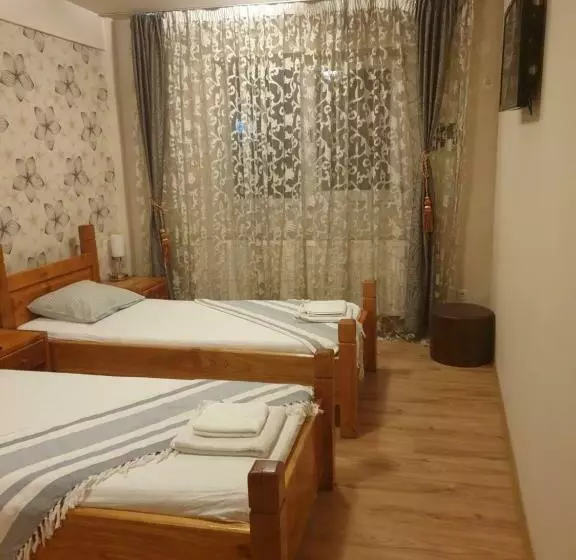 Retkeilymaja Sc Afitos Srl