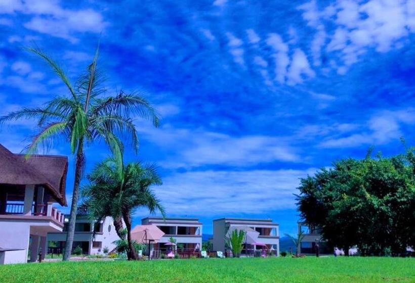 בית מלון כפרי Asante Mountain Lodge