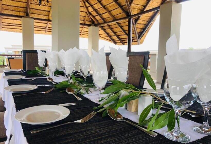 בית מלון כפרי Asante Mountain Lodge