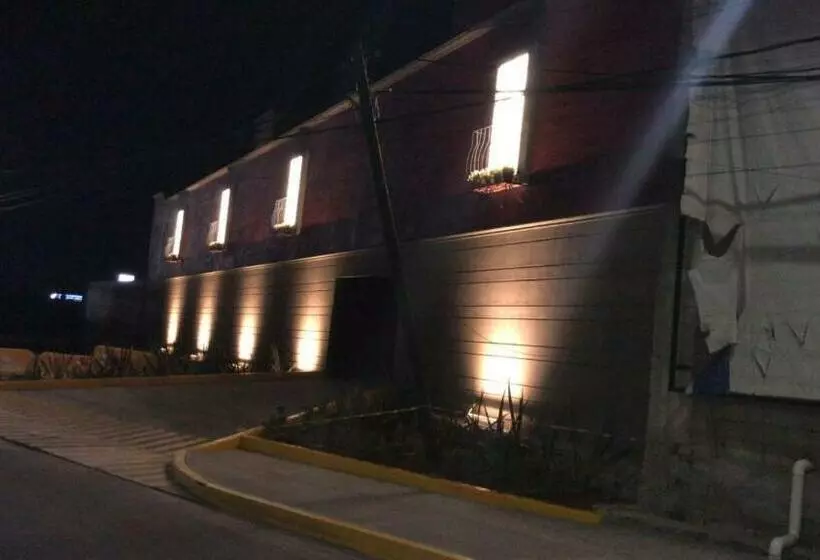 ペンション Monet, Hotel Las Torres