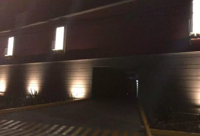 ペンション Monet, Hotel Las Torres