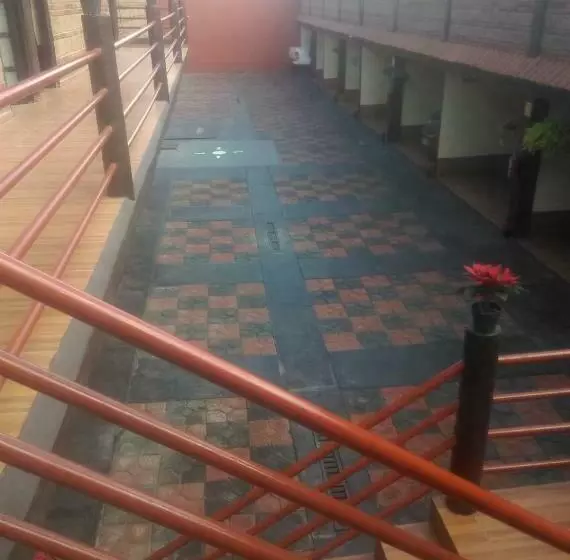 ペンション Monet, Hotel Las Torres