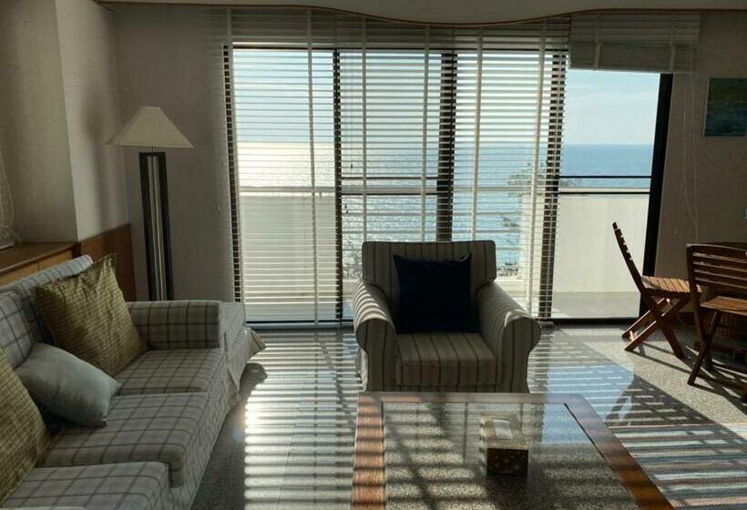 Sunshine Gypsy At Beach Villa Vibhavadi Pattaya