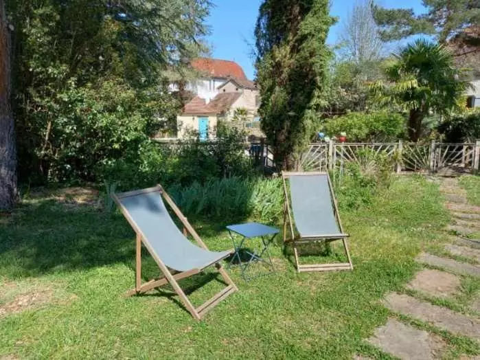 ベッドアンドブレックファースト Le Clos De La Roseraie