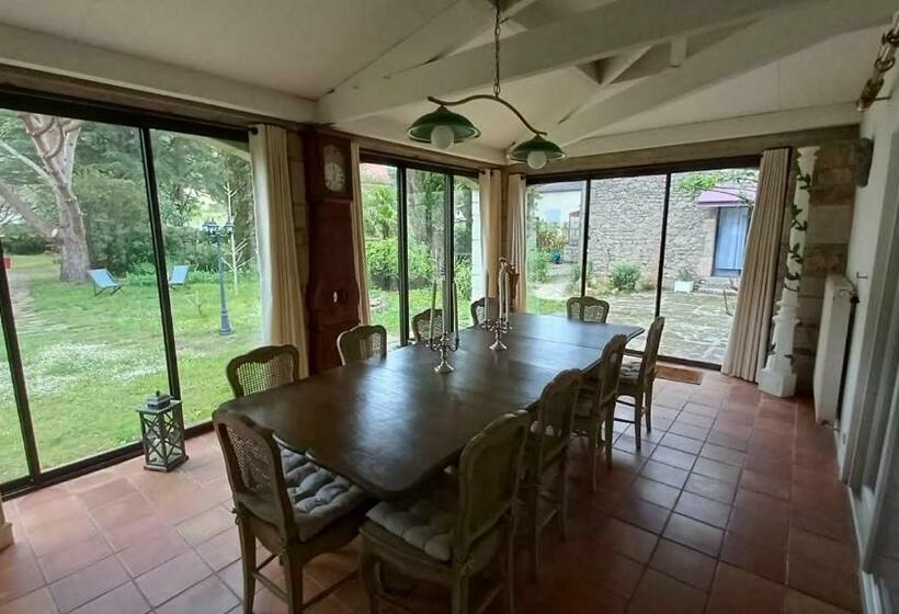 住宿加早餐  Le Clos De La Roseraie