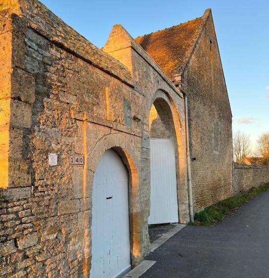 ベッドアンドブレックファースト Les Granges Pelloquin