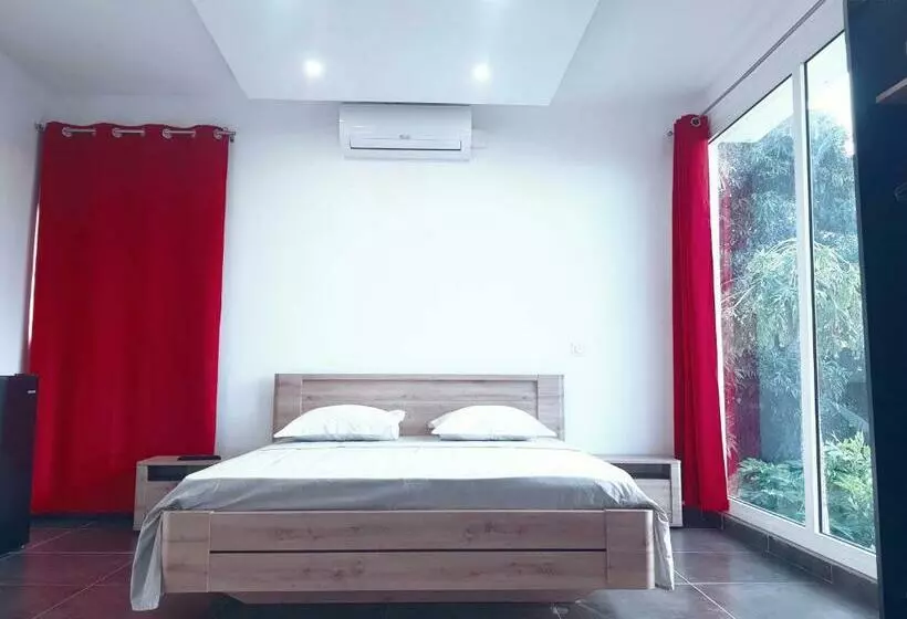 هتل 2 0 Hôtel Vanille