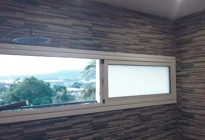 هتل 2 0 Hôtel Vanille