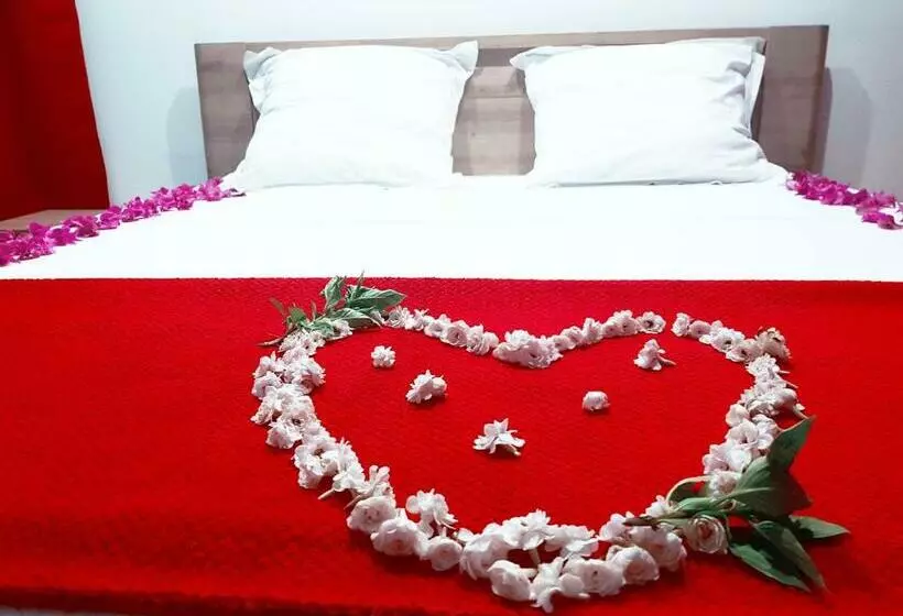 هتل 2 0 Hôtel Vanille