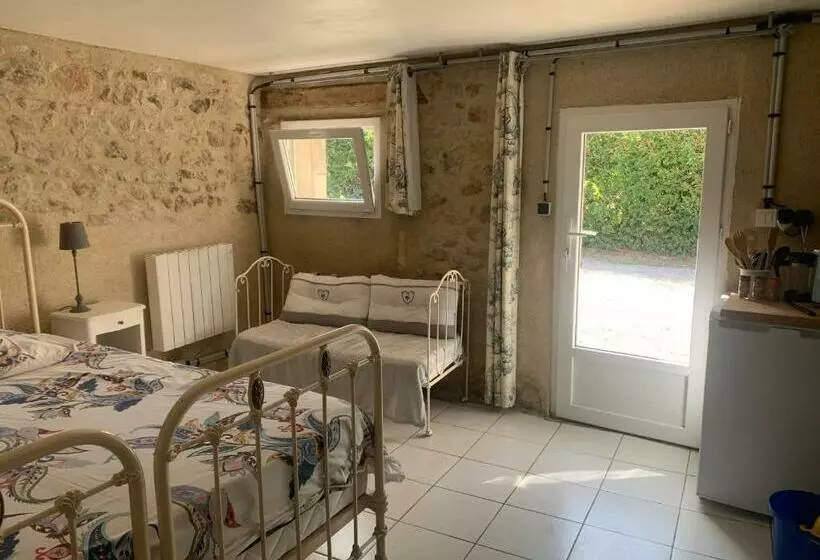 ホテル Petit Gîte à La Ferme Des Buttons