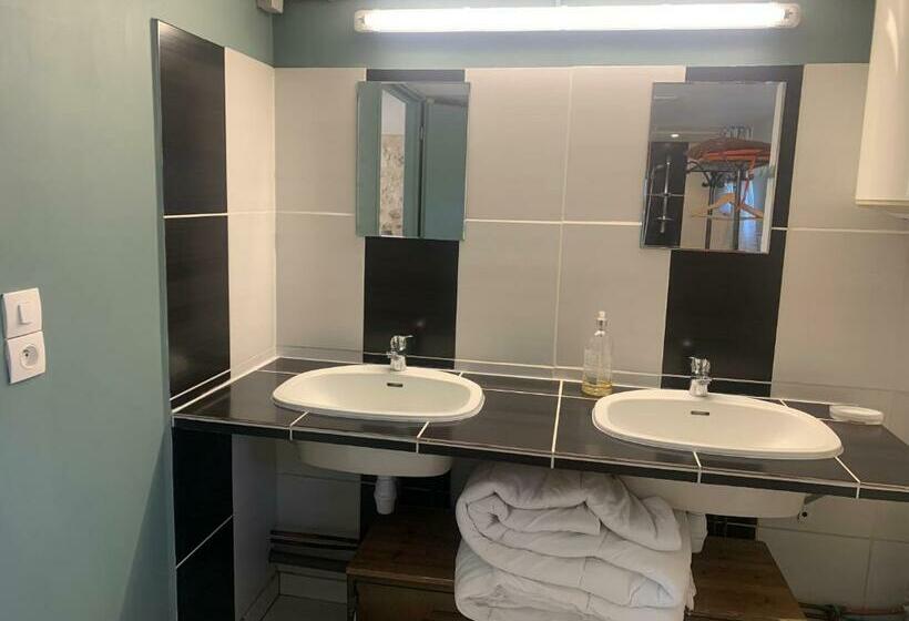 فندق Petit Gîte à La Ferme Des Buttons