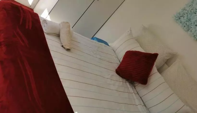 ペンション Lytton Cresent B&b