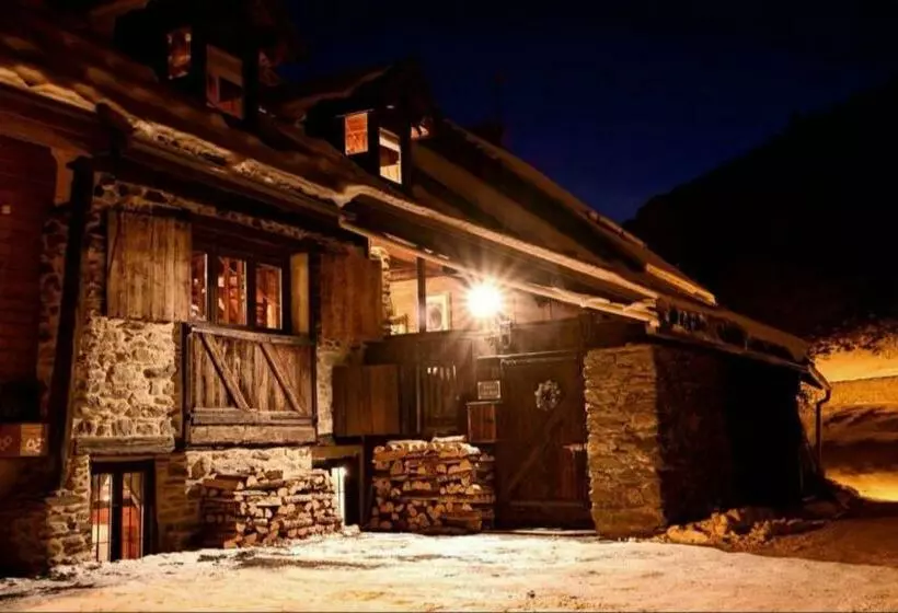 تختخواب و صبحانه Chez Bear
