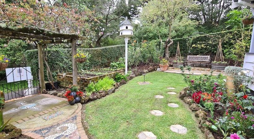 Bed and Breakfast Dovecote House