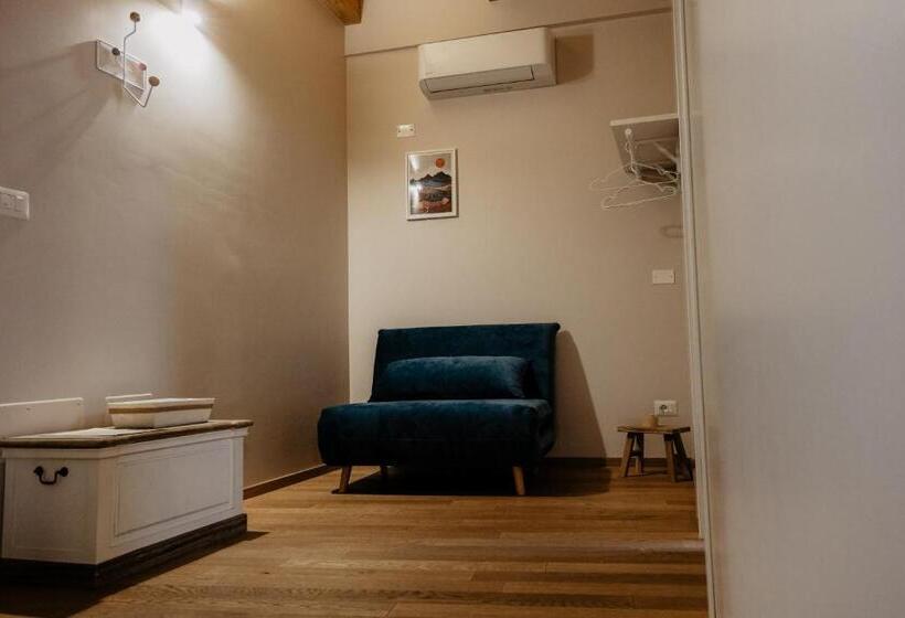 تختخواب و صبحانه Sistò Petite Maison