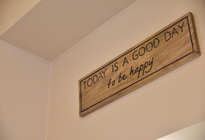 تختخواب و صبحانه Sistò Petite Maison