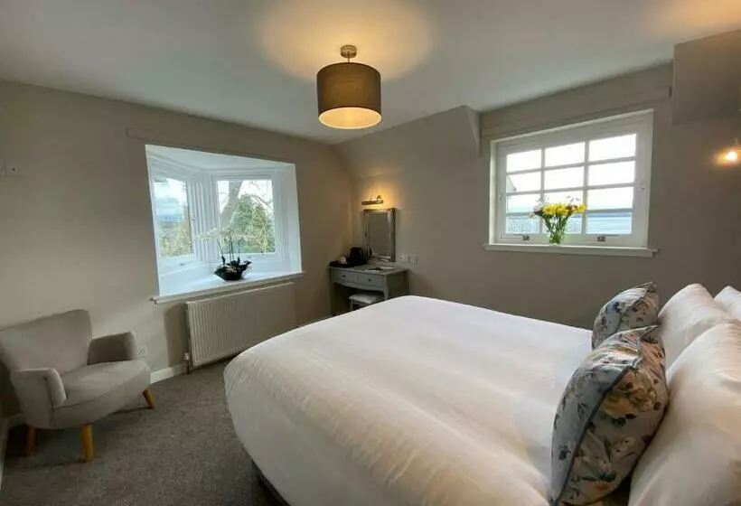 هتل The Inn At Charlestown