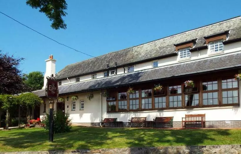 هتل The Inn At Charlestown