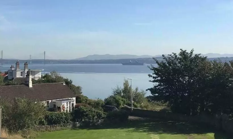 هتل The Inn At Charlestown