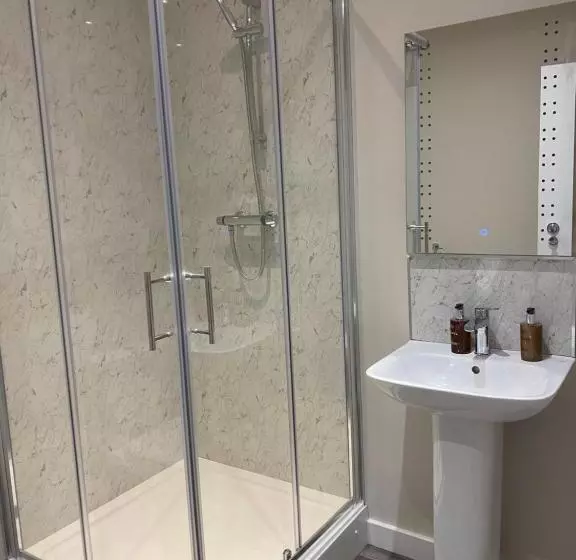 هتل The Inn At Charlestown